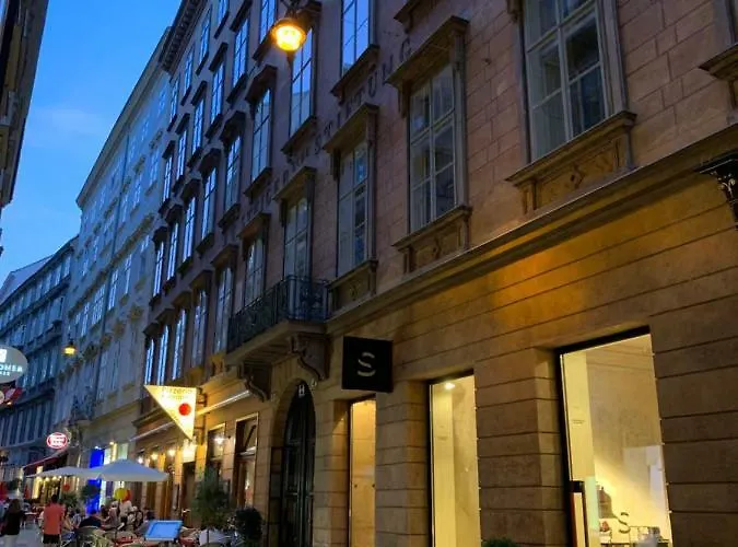 Kh Stephansplatz Апартаменты Вена