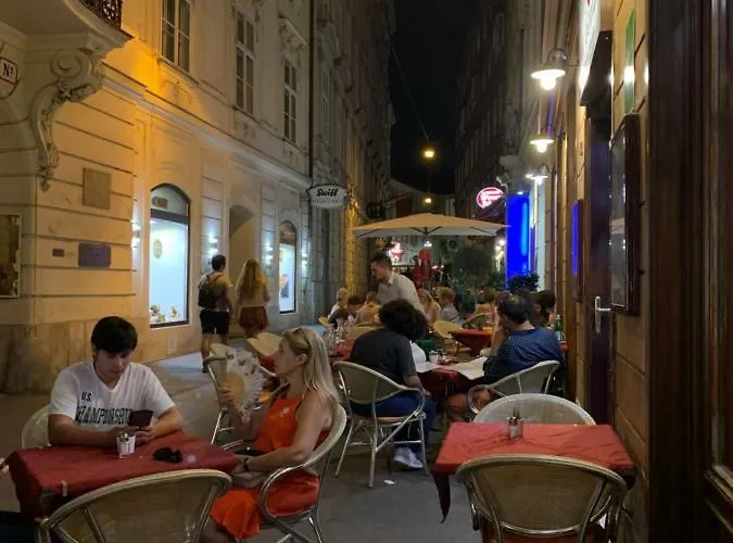 Kh Stephansplatz Апартаменты *